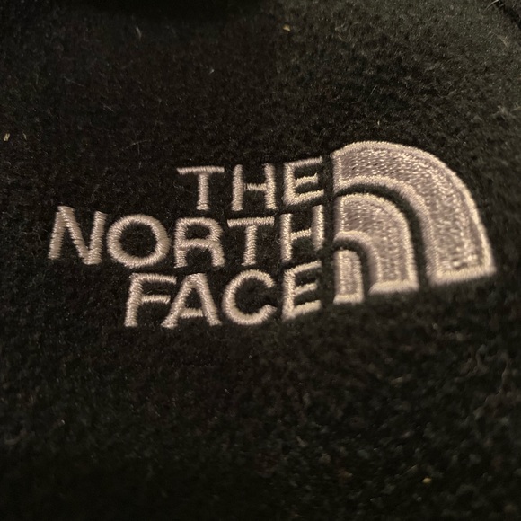 North face vest - Picture 2 of 2